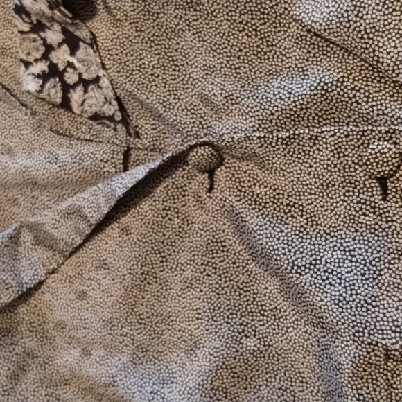 Chaus Petites Suit Jacket/Blazer Size 14 Black W/ Grey polka dot - Picture 10 of 12